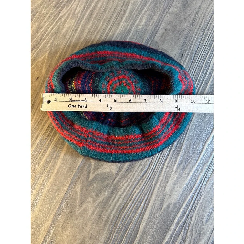 Vintage Striped Knit Beret Hat Unisex OS Multicolor Excellent Pom Pom Top